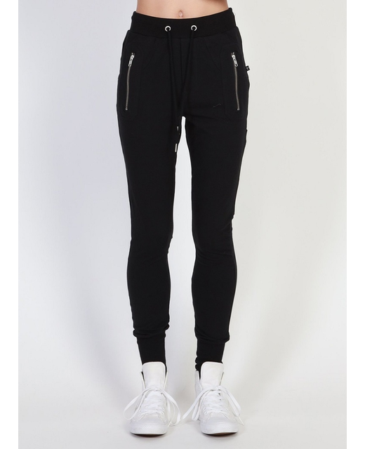 Federation Escape Trackies